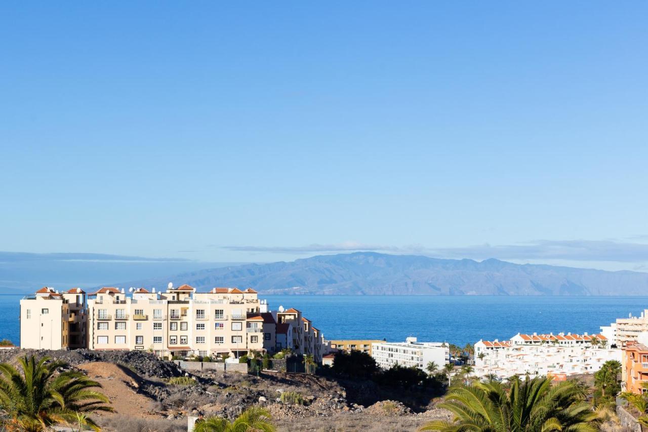 Arco Iris On The Sea With Pool Apartment Адехе Екстериор снимка